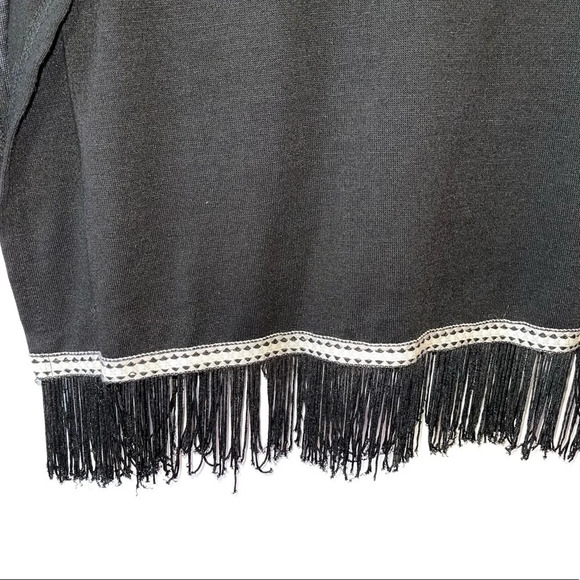 Francesca’s Miami Black Boho Fringe Oversized Poncho Top Small Women’s - Picture 5 of 9